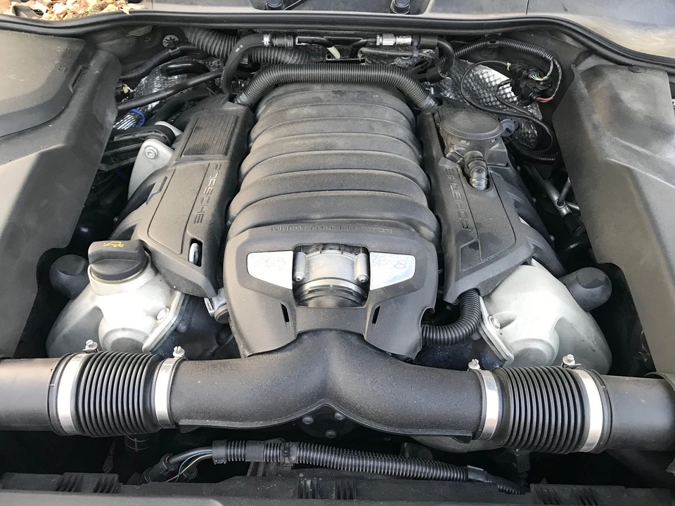 2013 Porsche 958 Cayenne S - Image 7 of 11