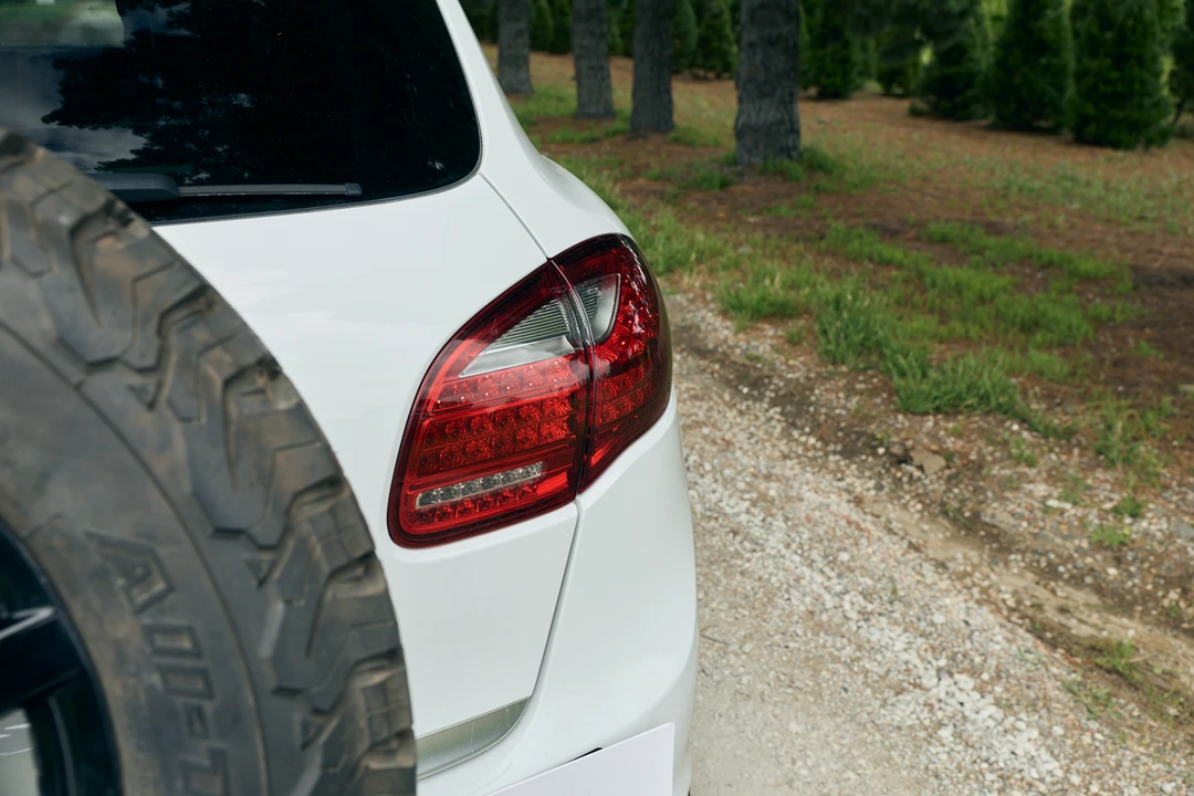 2013 Porsche 958 Cayenne Diesel - Image 18 of 31