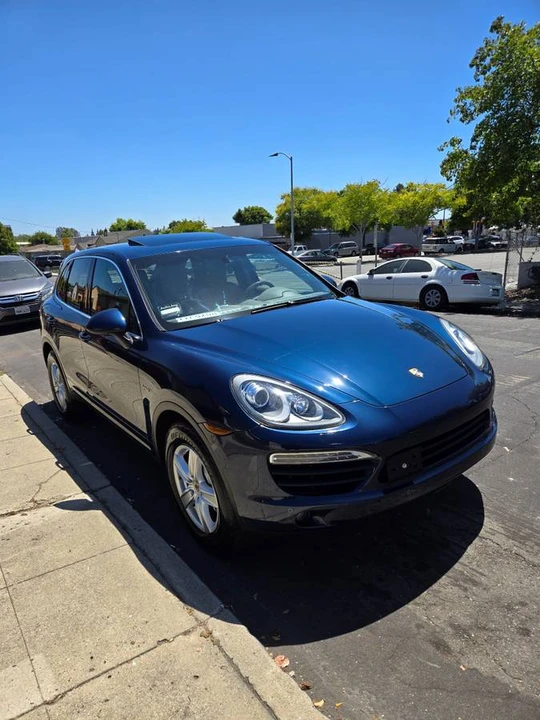 2013 Porsche 958 Cayenne S - Image 12 of 16