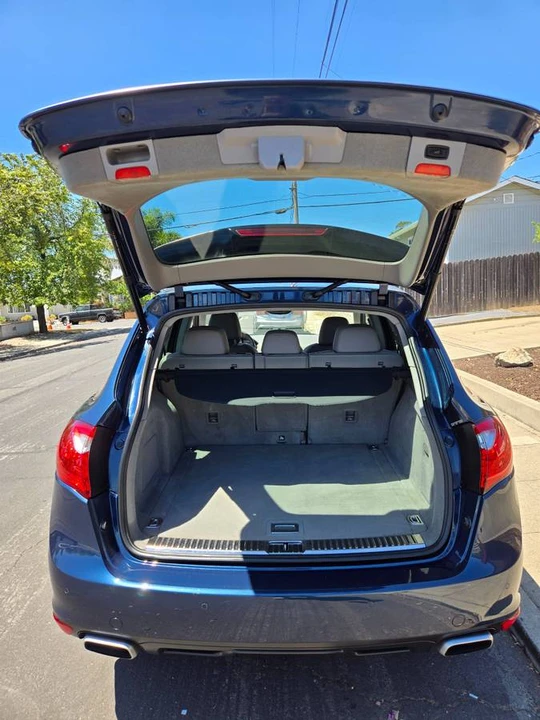 2013 Porsche 958 Cayenne S - Image 6 of 16