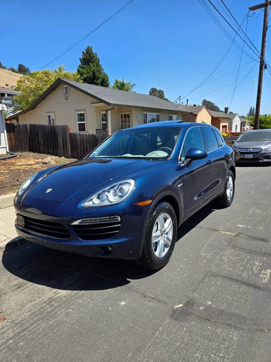 2013 Porsche 958 Cayenne S - Image 11 of 16
