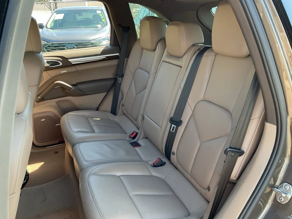 2013 Porsche 958 Cayenne - Image 16 of 16