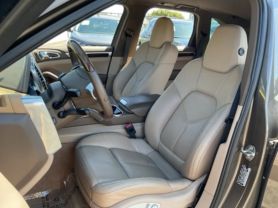 2013 Porsche 958 Cayenne - Image 15 of 16