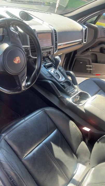 2013 Porsche 958 Cayenne - Image 5 of 5