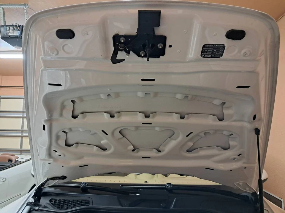 2013 Porsche 958 Cayenne S - Image 17 of 18