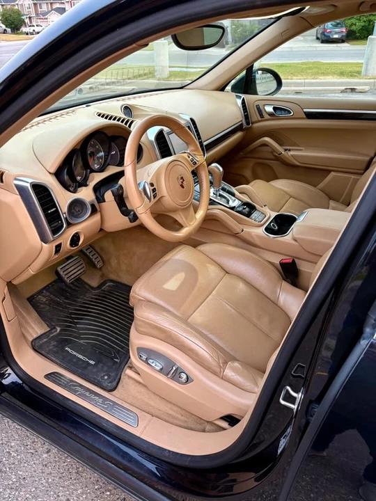 2013 Porsche 958 Cayenne S - Image 10 of 14