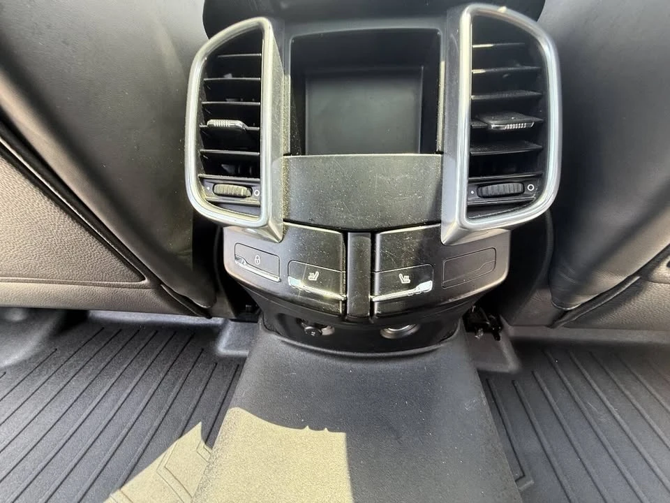 2013 Porsche 958 Cayenne S - Image 12 of 15