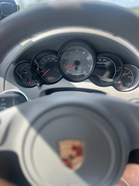 2013 Porsche 958 Cayenne S - Image 13 of 18