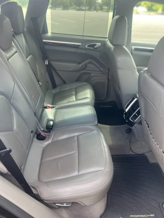 2013 Porsche 958 Cayenne S - Image 16 of 18
