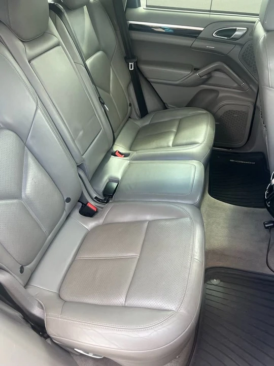 2013 Porsche 958 Cayenne S - Image 11 of 18