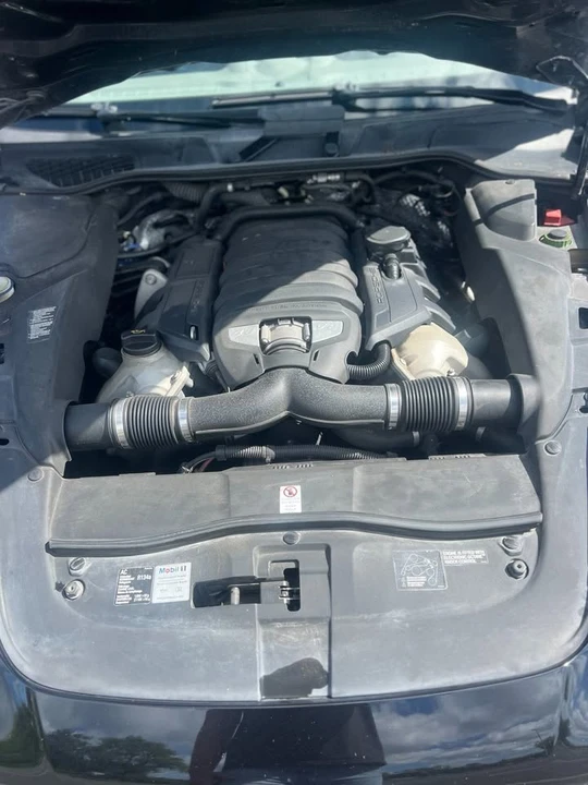 2013 Porsche 958 Cayenne S - Image 10 of 18