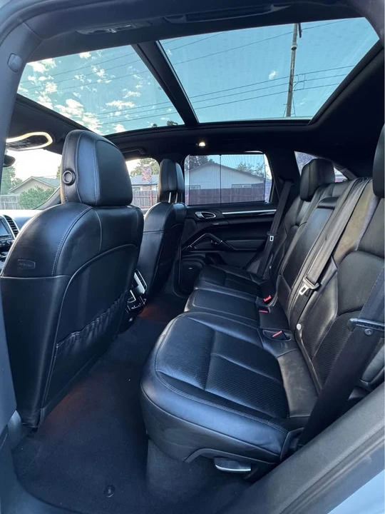 2013 Porsche 958 Cayenne S - Image 11 of 14