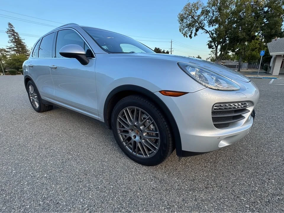 2013 Porsche 958 Cayenne S - Image 4 of 14