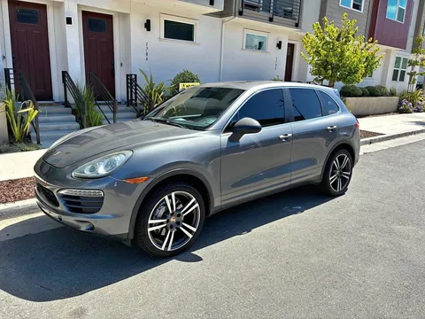 2013 Porsche Cayenne S Sport Utility 4D