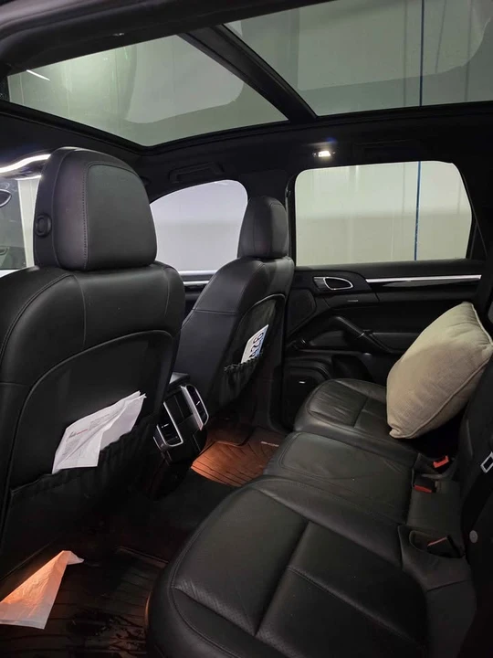 2013 Porsche 958 Cayenne S - Image 8 of 14