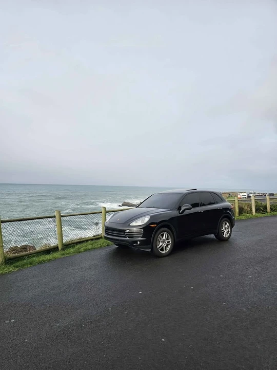 2013 Porsche 958 Cayenne S - Image 12 of 14