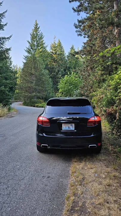 2013 Porsche 958 Cayenne S - Image 13 of 14