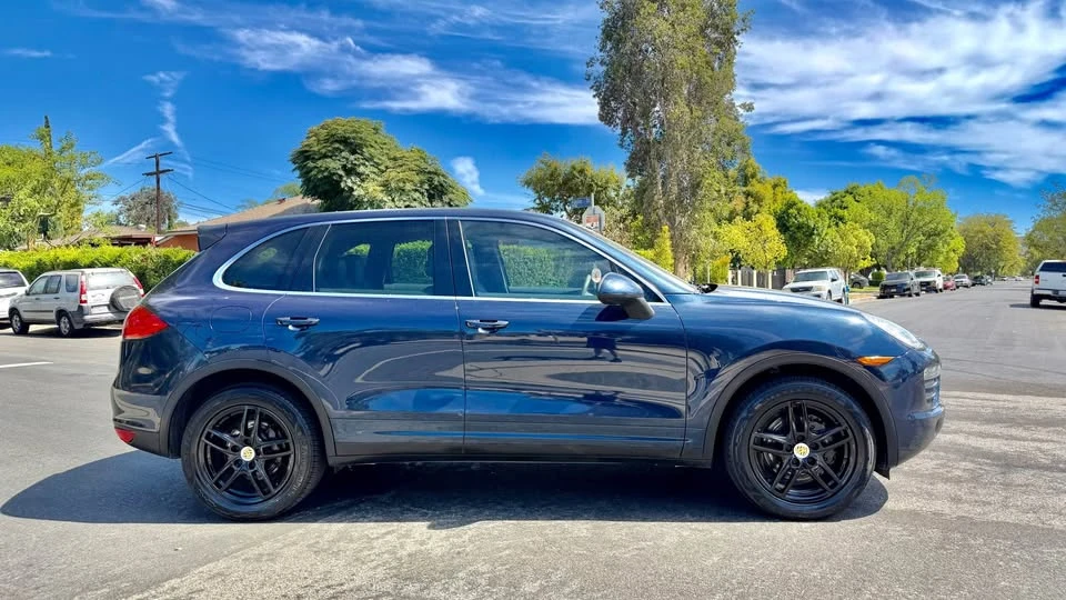 2013 Porsche 958 Cayenne S - Image 6 of 20