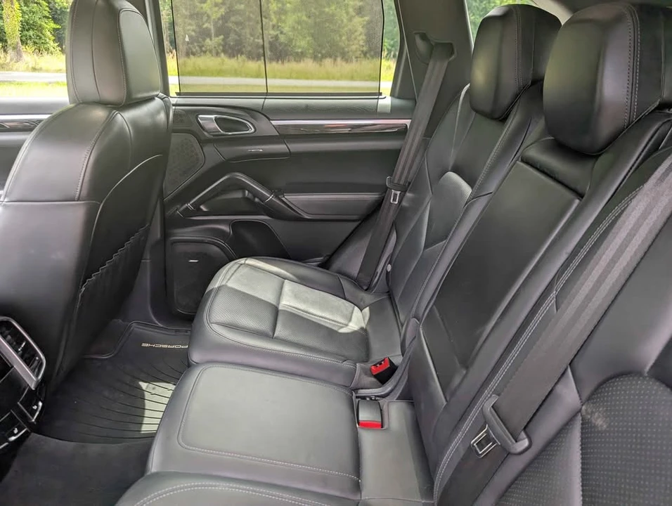 2013 Porsche 958 Cayenne S - Image 8 of 12