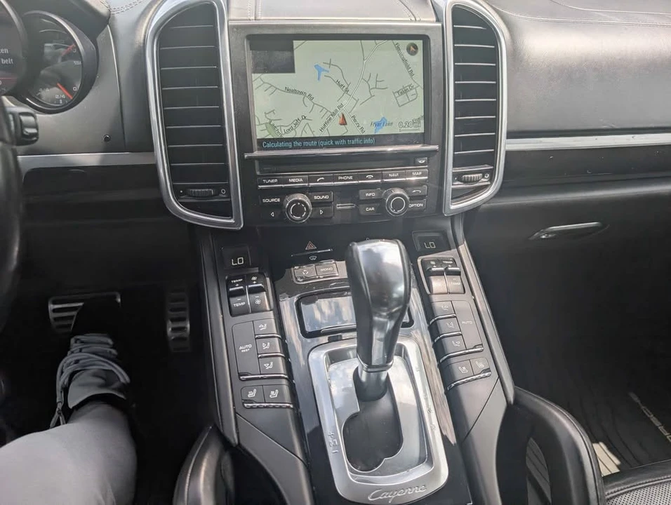 2013 Porsche 958 Cayenne S - Image 10 of 12
