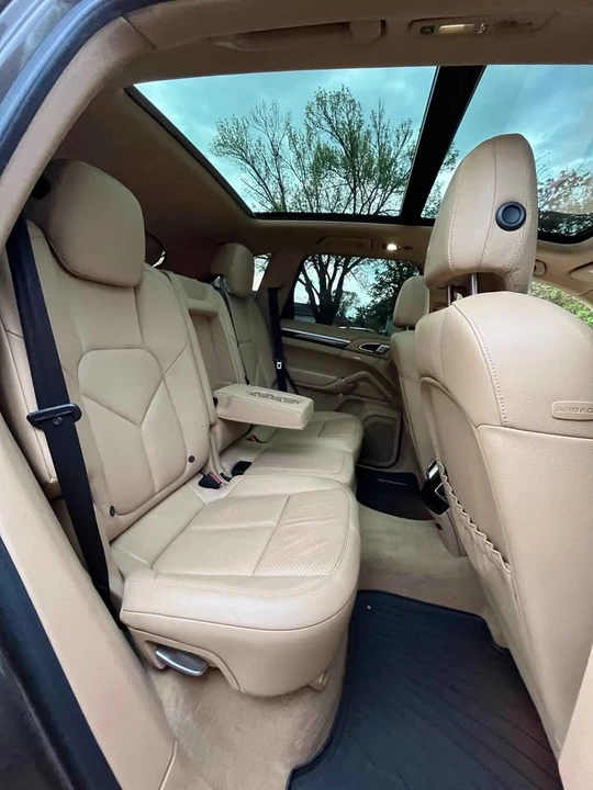 2013 Porsche 958 Cayenne S - Image 11 of 20