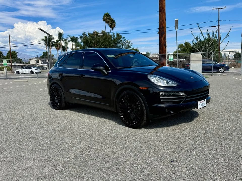 2013 Porsche 958 Cayenne S - Image 3 of 20