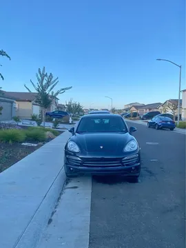 2013 Porsche Cayenne S Sport Utility 4D