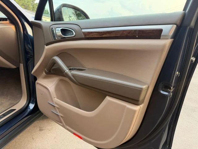 2013 Porsche 958 Cayenne S - Image 22 of 31