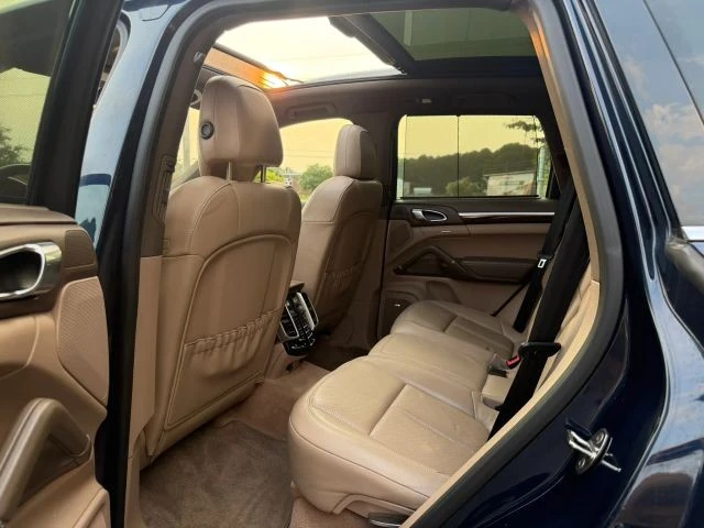 2013 Porsche 958 Cayenne S - Image 14 of 31