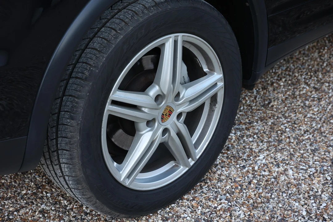 2013 Porsche 958 Cayenne Diesel - Image 10 of 30