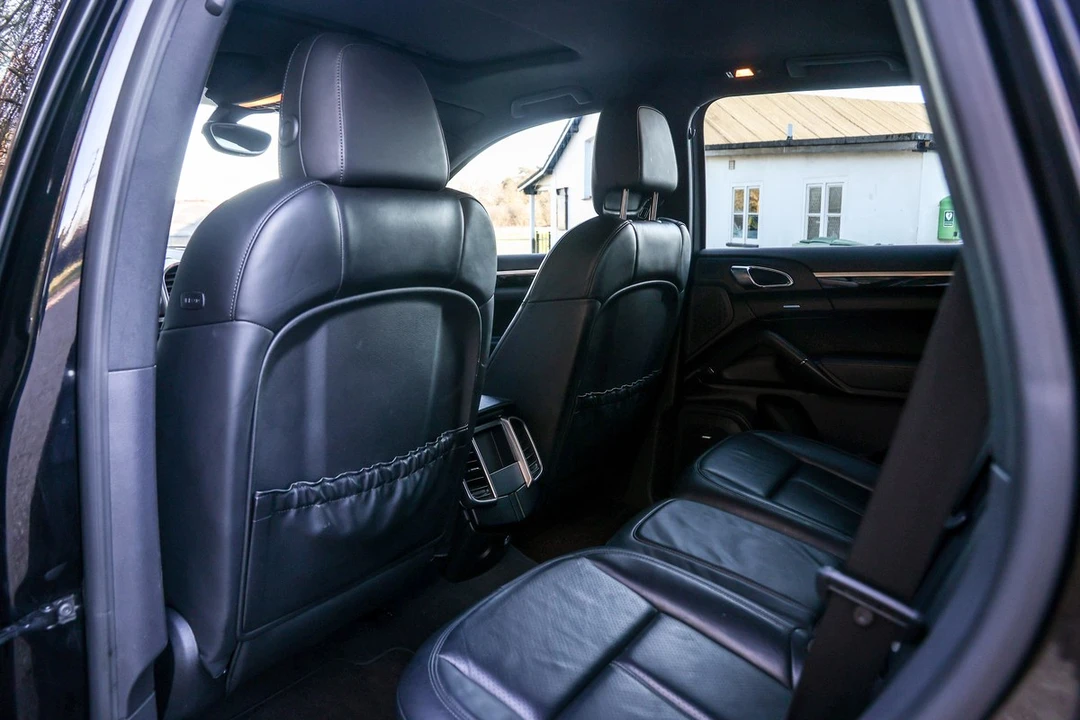 2013 Porsche 958 Cayenne Diesel - Image 22 of 30