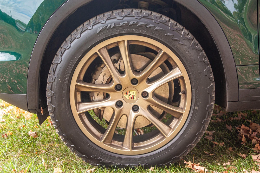 2013 Porsche 958 Cayenne S - Image 30 of 31