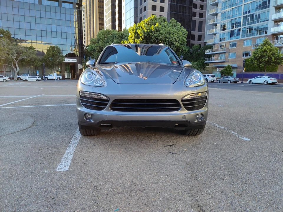 2013 Porsche 958 Cayenne S - Image 6 of 31