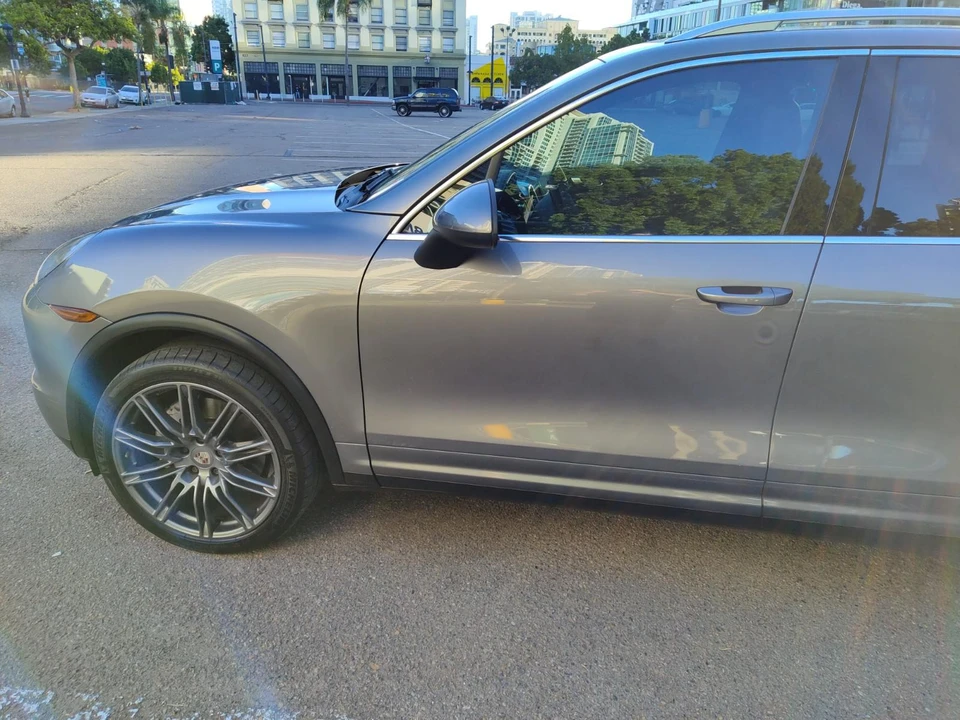 2013 Porsche 958 Cayenne S - Image 23 of 31