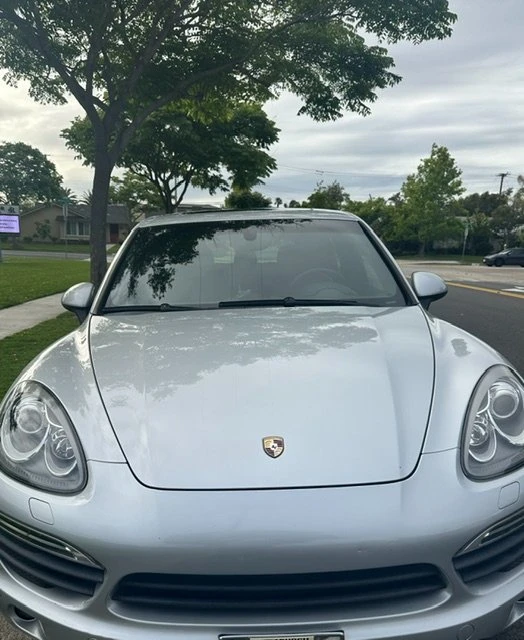 2013 Porsche 958 Cayenne S - Image 2 of 3