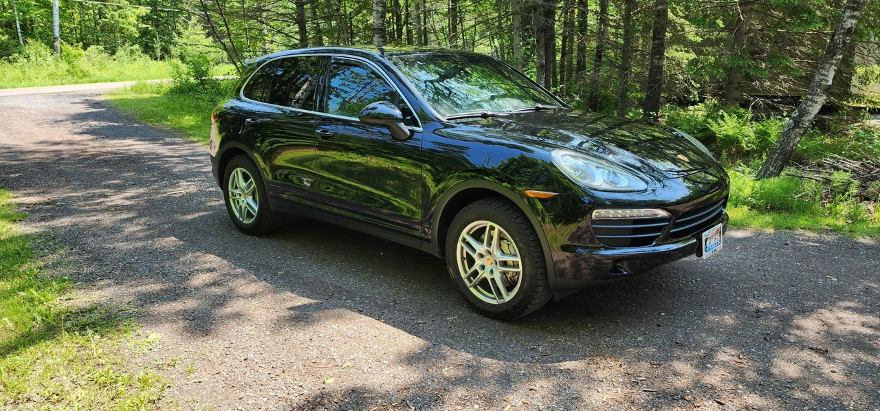 2013 Porsche 958 Cayenne S - Image 12 of 31