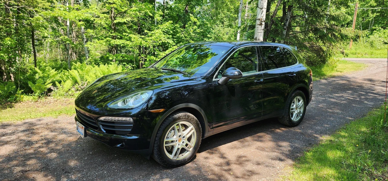 2013 Porsche 958 Cayenne S - Image 30 of 31