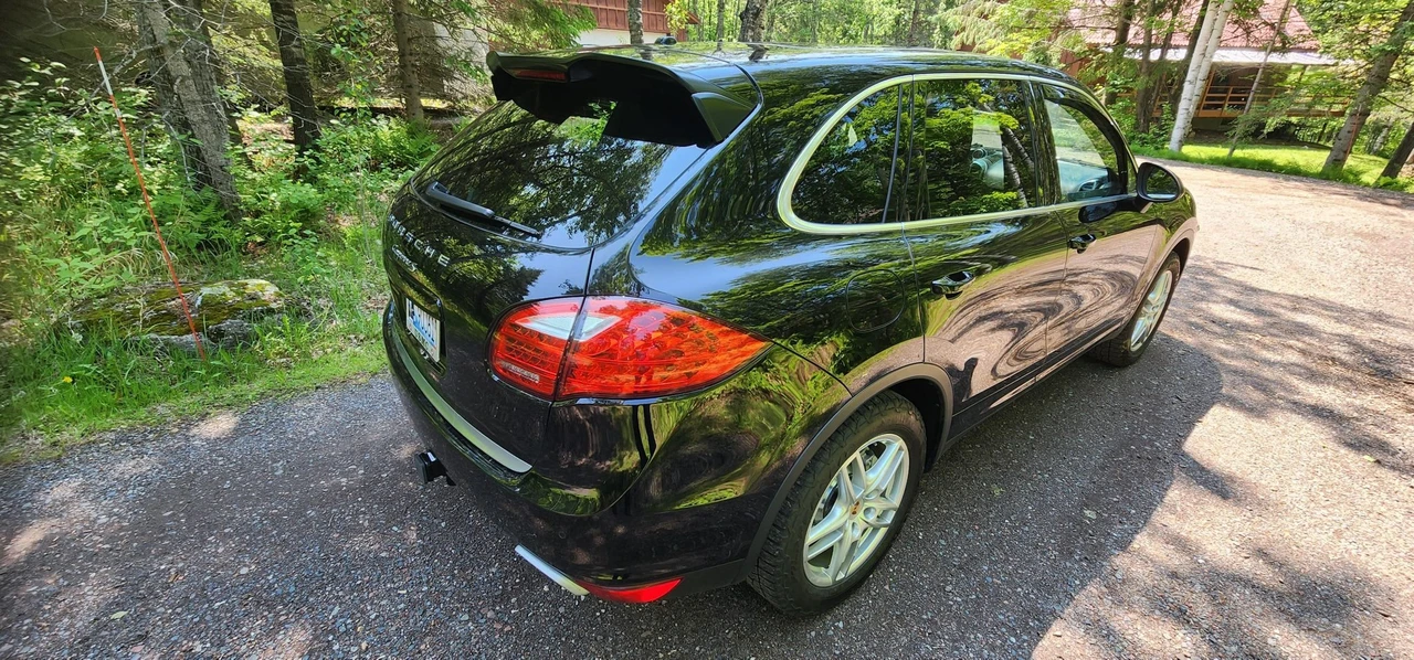 2013 Porsche 958 Cayenne S - Image 20 of 31