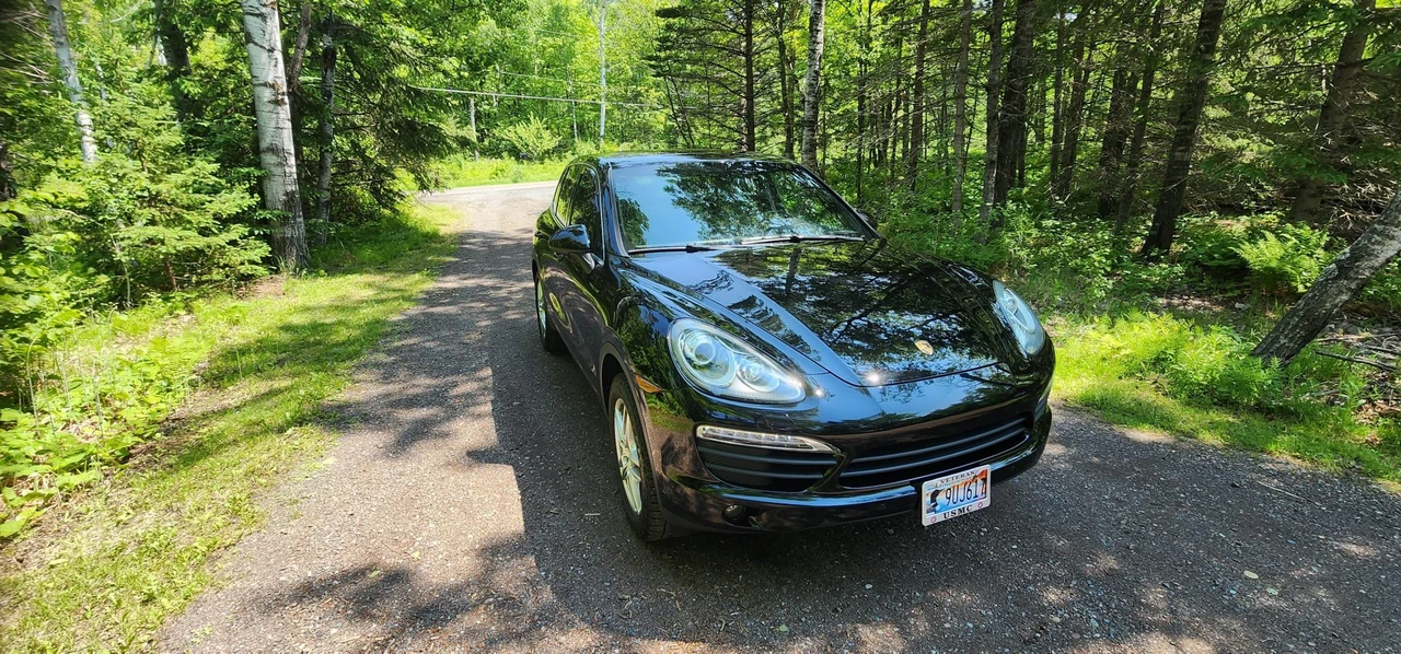 2013 Porsche 958 Cayenne S - Image 9 of 31