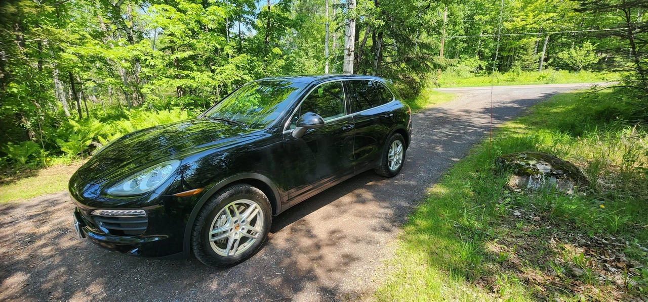 2013 Porsche 958 Cayenne S - Image 29 of 31