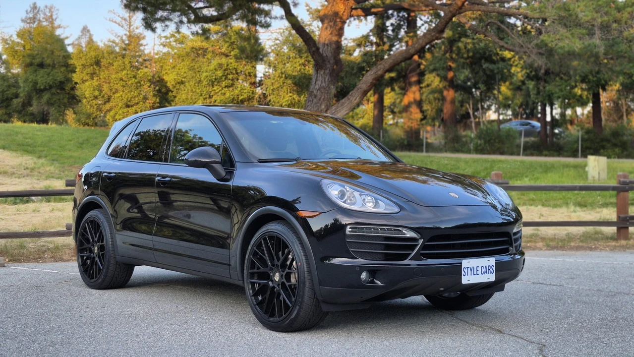 2013 Porsche 958 Cayenne S - Image 21 of 31