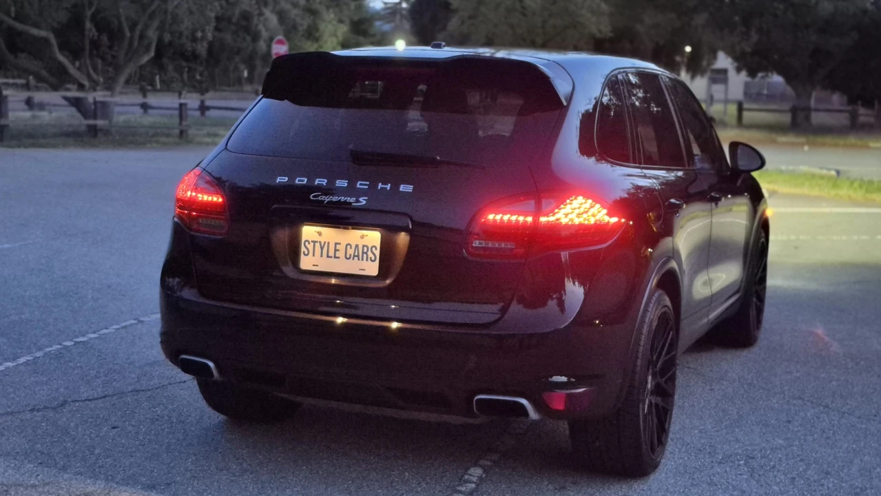 2013 Porsche 958 Cayenne S - Image 31 of 31