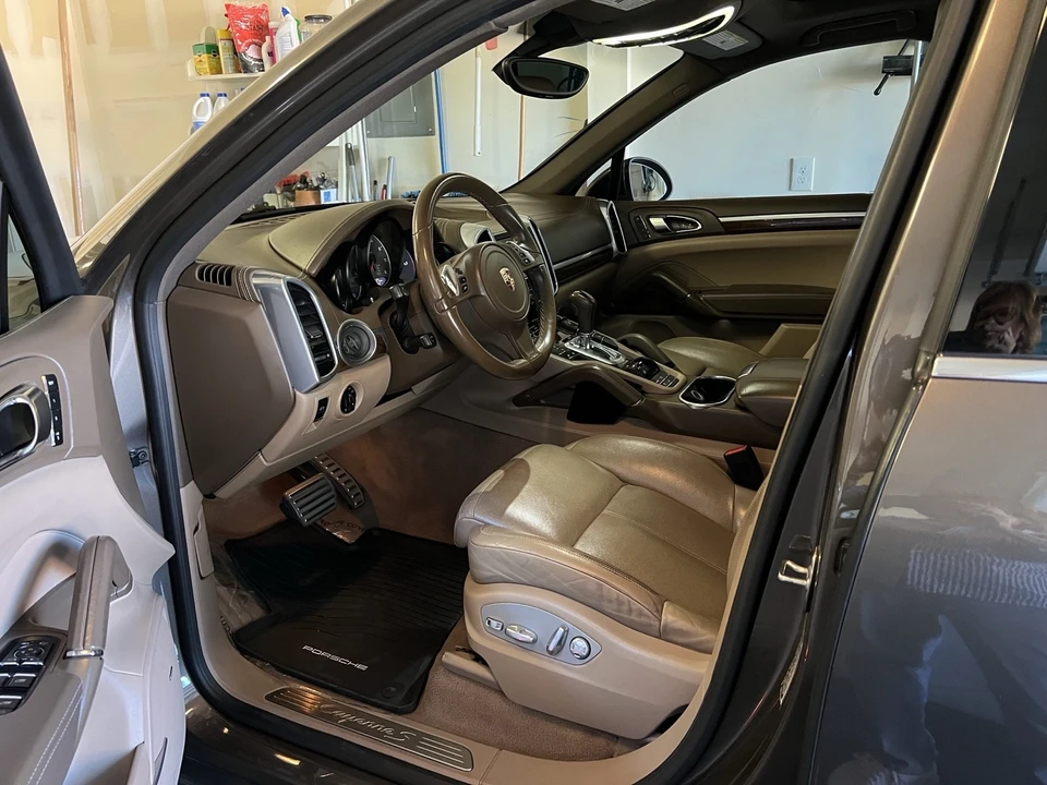 2013 Porsche 958 Cayenne S - Image 15 of 21