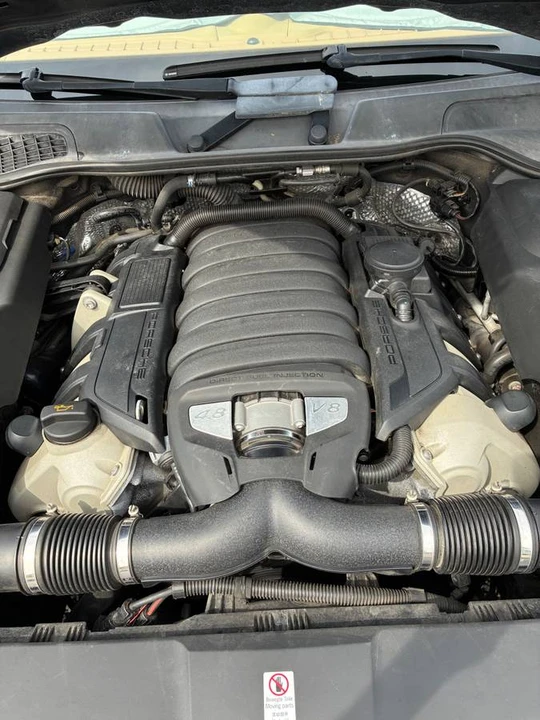 2013 Porsche 958 Cayenne S - Image 10 of 24