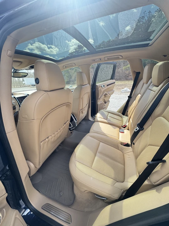 2013 Porsche 958 Cayenne S - Image 13 of 21