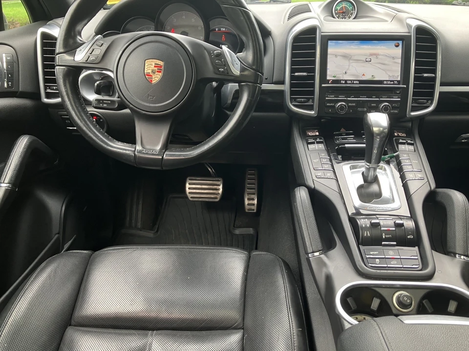 2013 Porsche 958 Cayenne S - Image 9 of 26