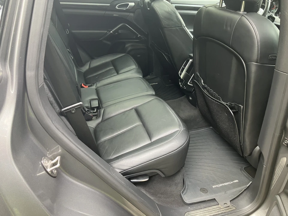 2013 Porsche 958 Cayenne S - Image 24 of 26