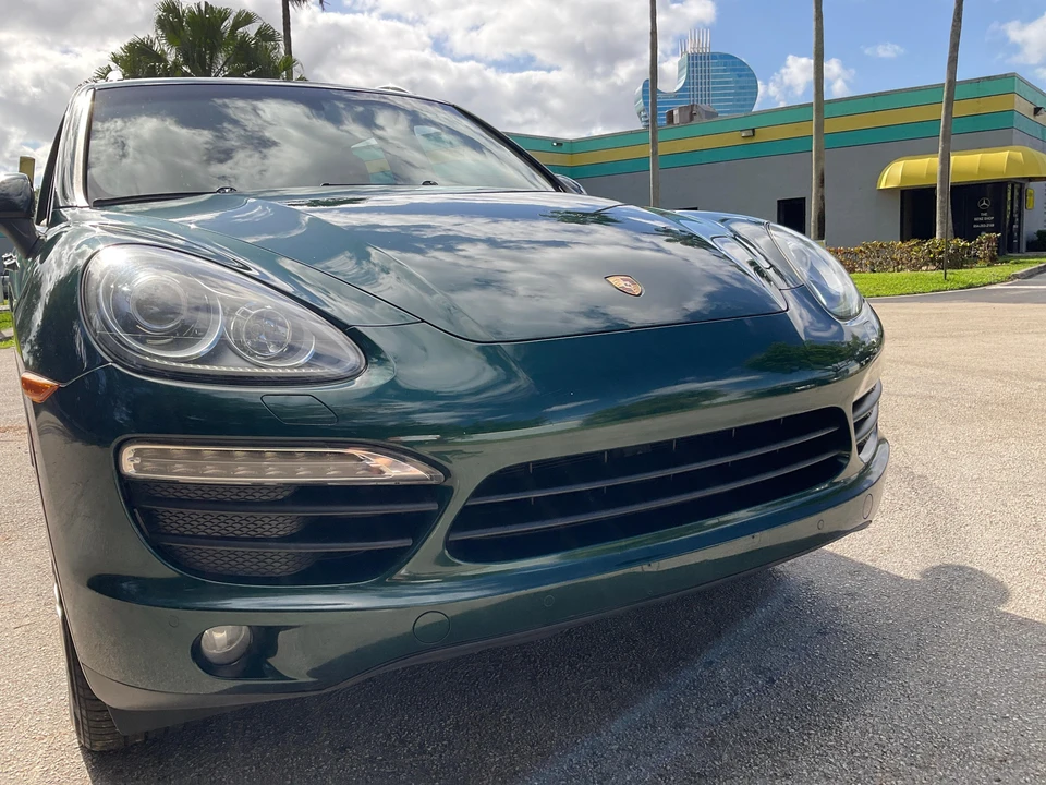 2013 Porsche 958 Cayenne S - Image 10 of 31