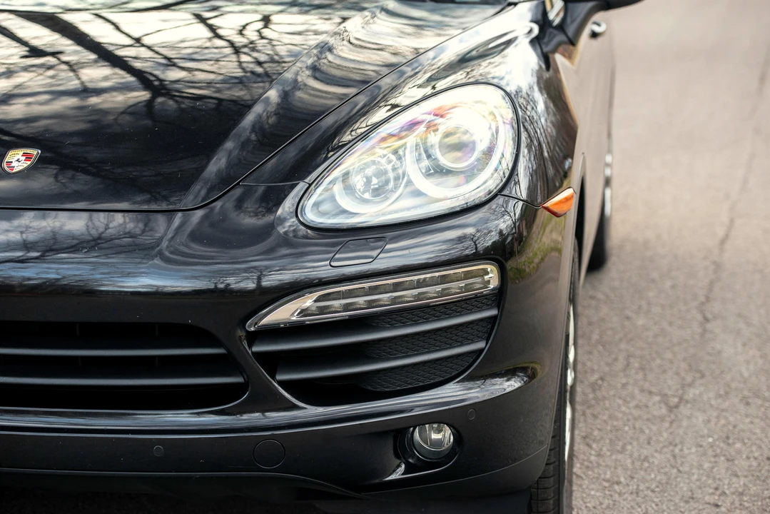 2013 Porsche 958 Cayenne S - Image 13 of 31