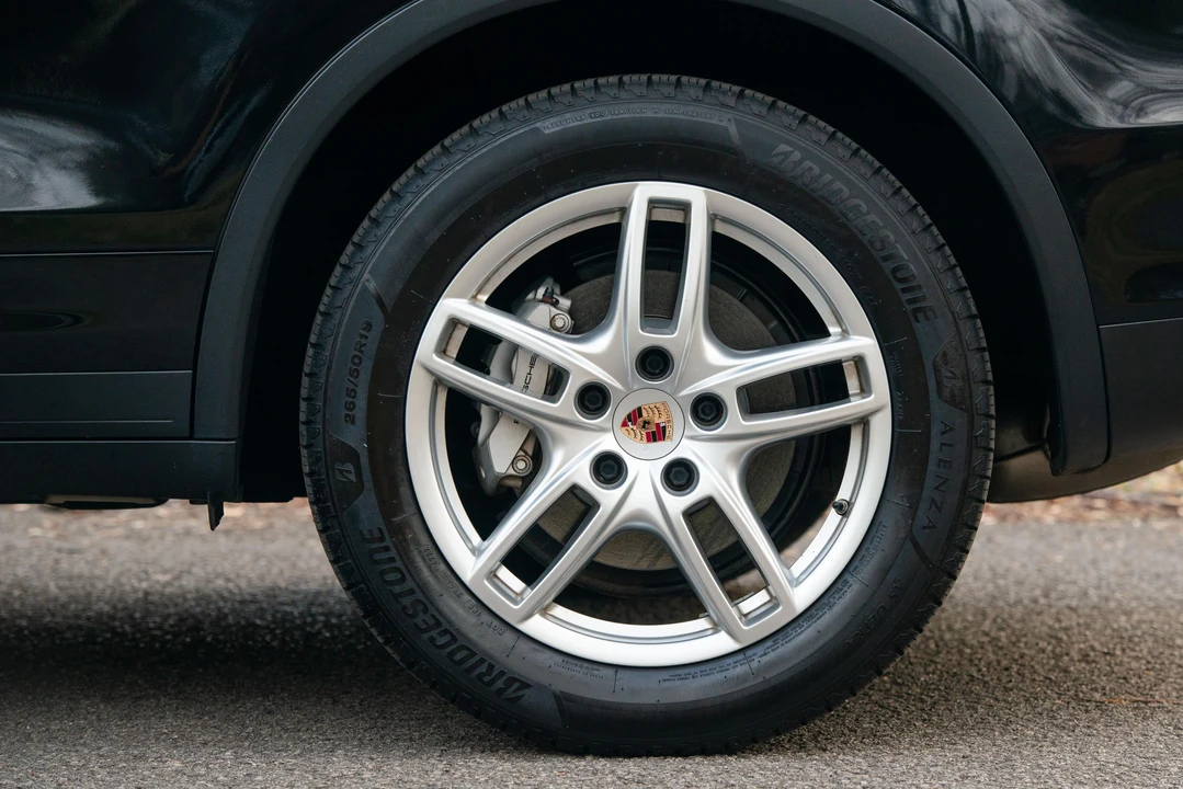 2013 Porsche 958 Cayenne S - Image 27 of 31